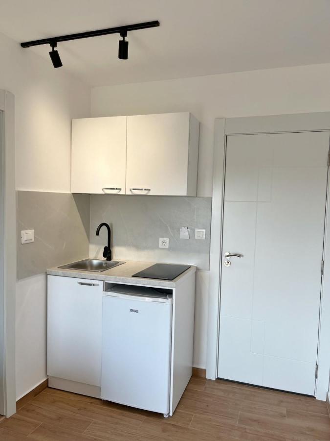 Lana Apartmani Bar Exteriér fotografie