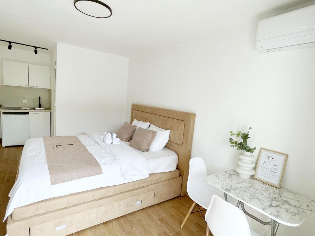 Lana Apartmani Bar Exteriér fotografie