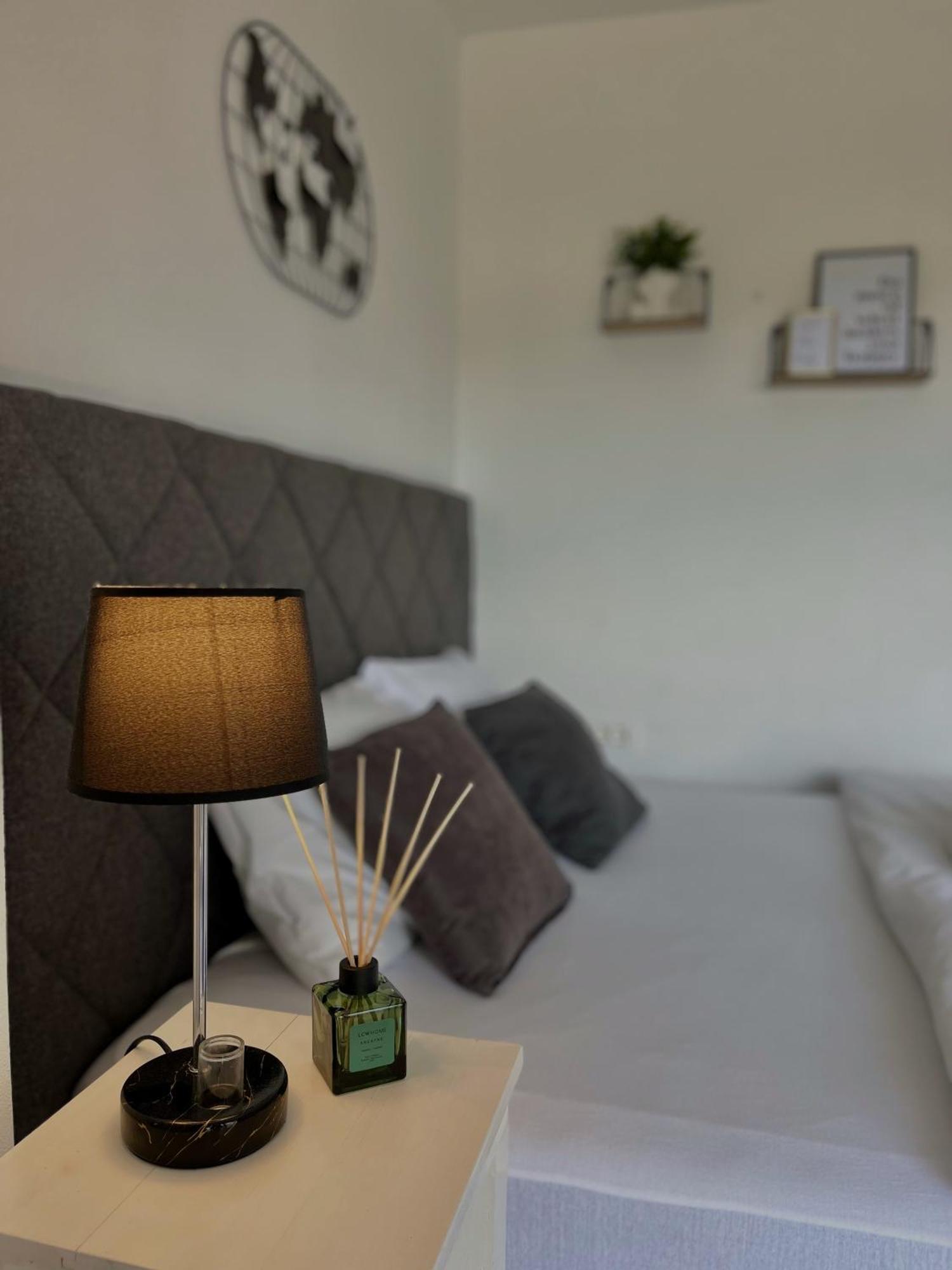 Lana Apartmani Bar Exteriér fotografie